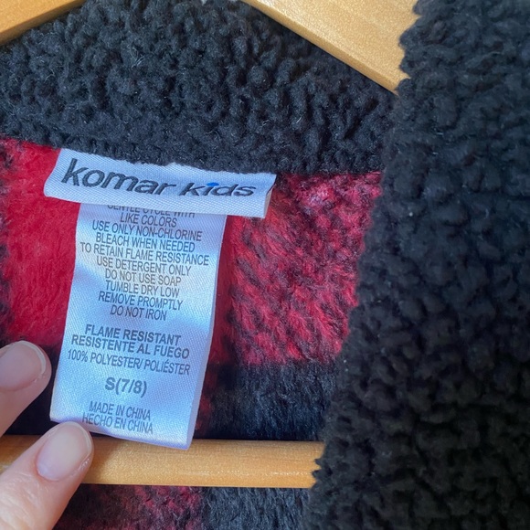 Boys Girls Komar Kids Red Black Ribe Bear 7/8 Size Kids Childrens Small - Picture 3 of 6